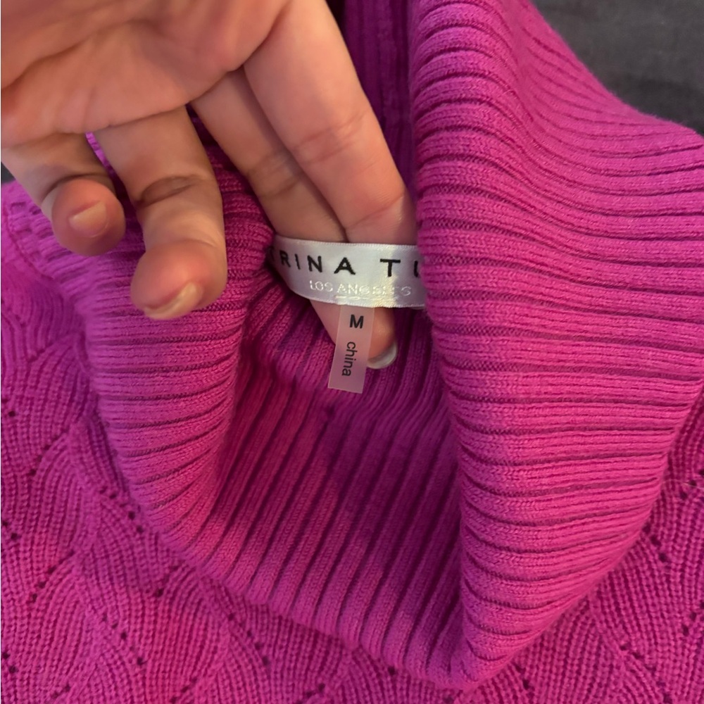 Trina Turk Vibrant Pink Turtleneck Sweater 100% Merino Wool - Picture 5 of 8